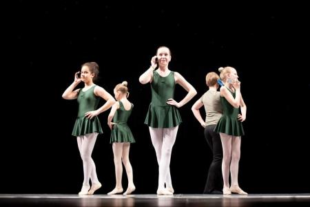 Planet telefonov, foto V.Leban